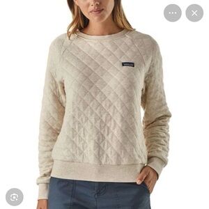 Patagonia quilted Cream Sweater